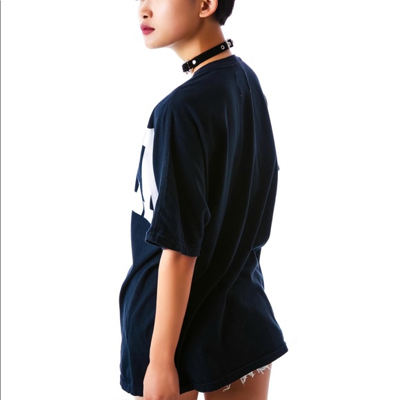 🖤UNIF Doser Tee - Picture 3 of 4